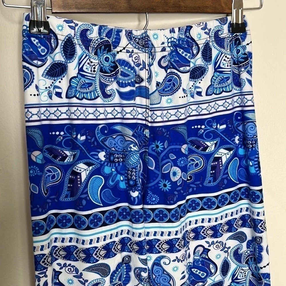 BLUE PAISLEY STRETCH LEGGINGS